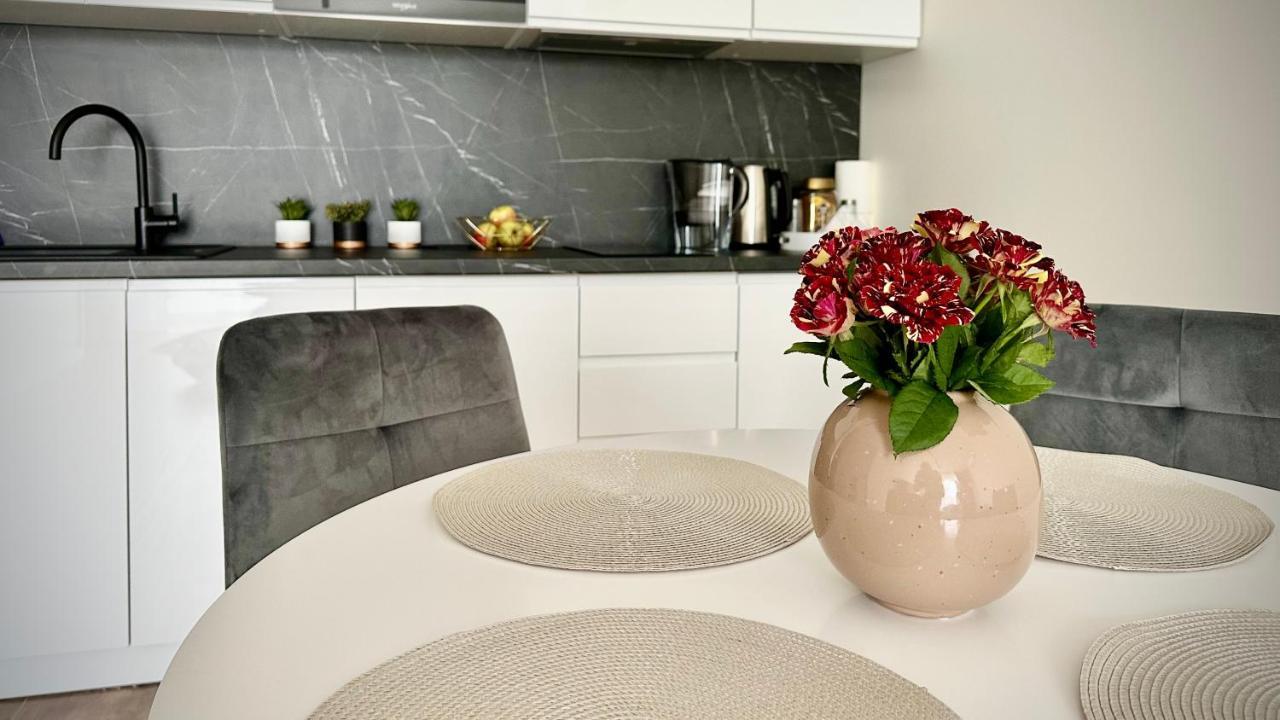 Apartament Elegant 2 Пжемысл Экстерьер фото